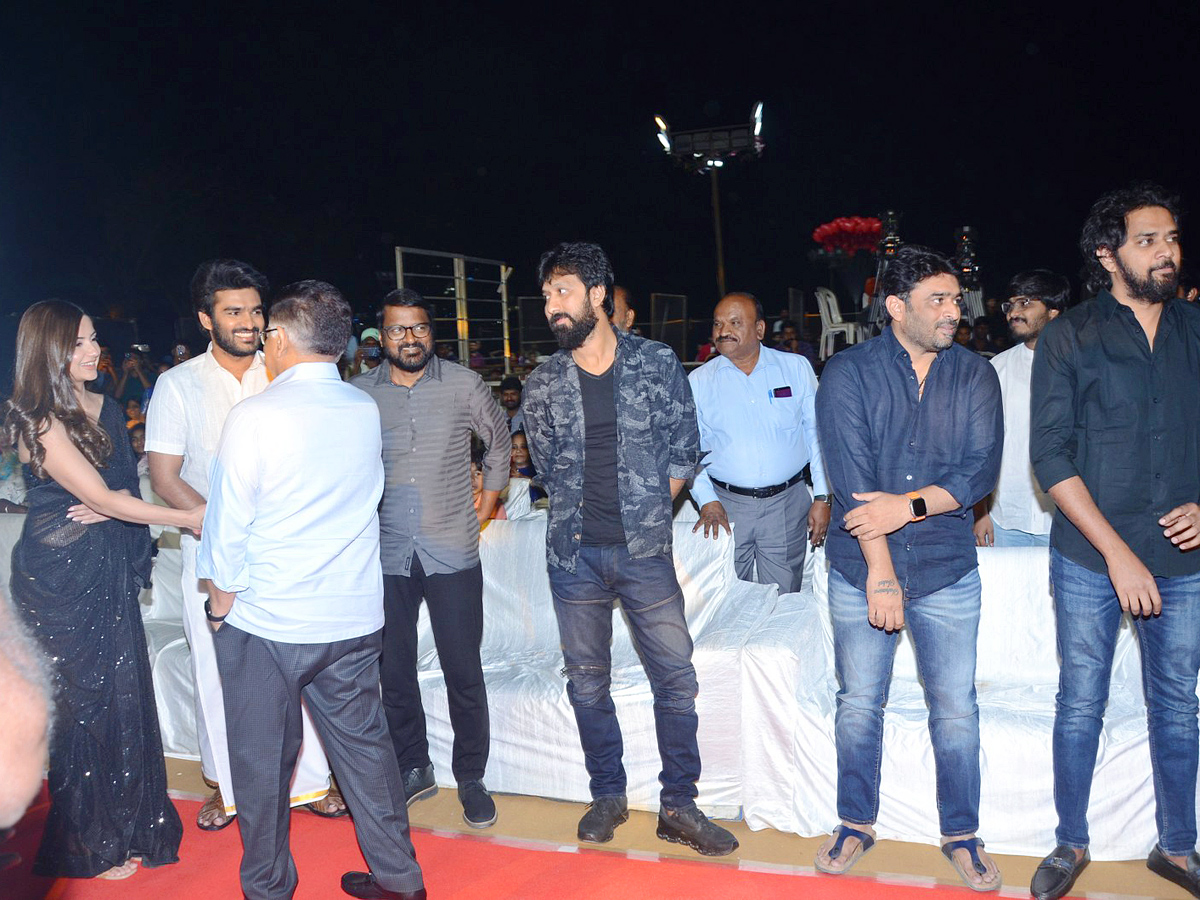 Vinaro Bhagyamu Vishnu Katha Pre release Event Photos - Sakshi11