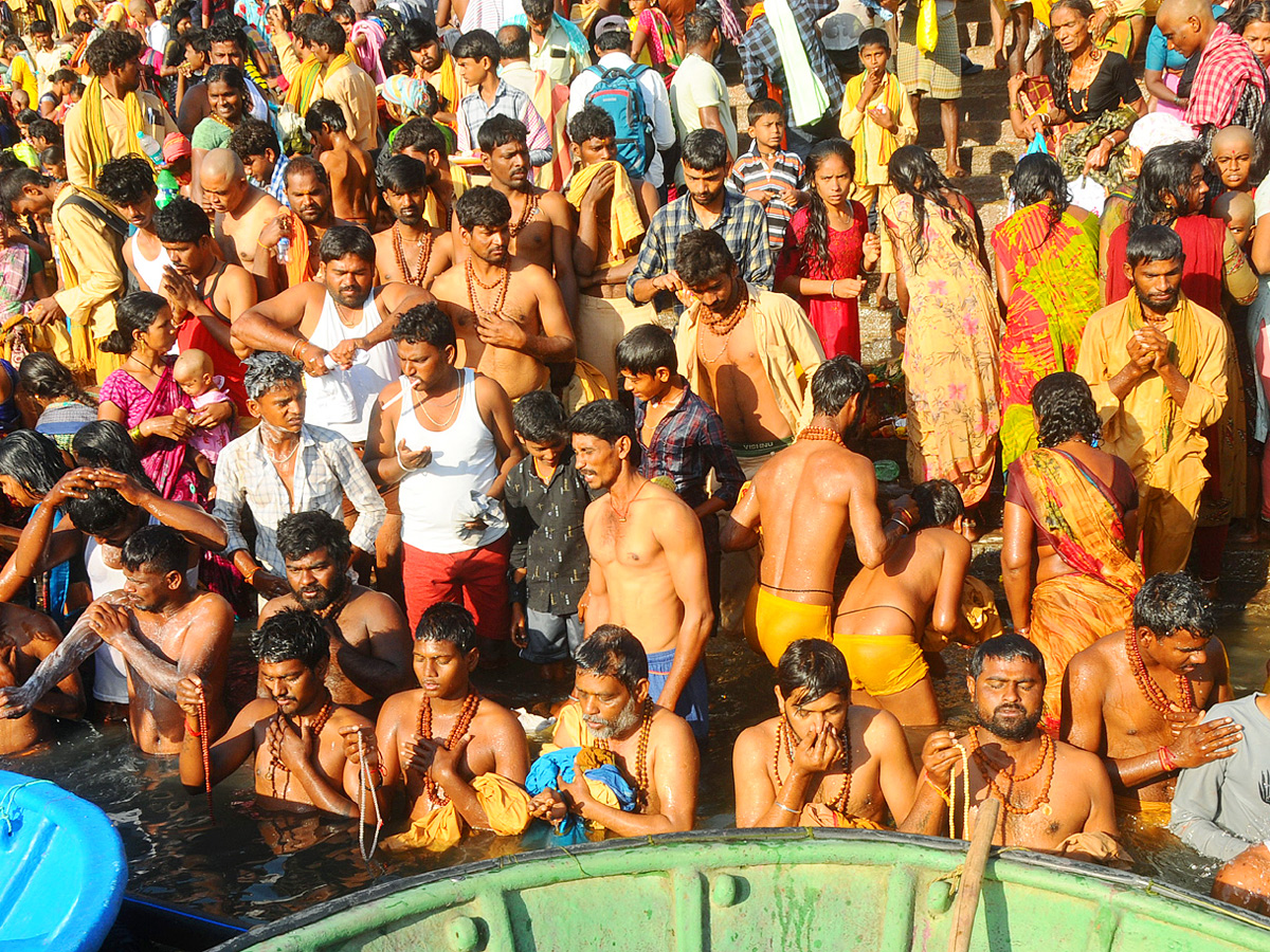 Maha Shivaratri Celebrations at Srisailam Photos - Sakshi22