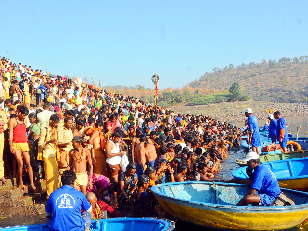 Maha Shivaratri Celebrations at Srisailam Photos - Sakshi23