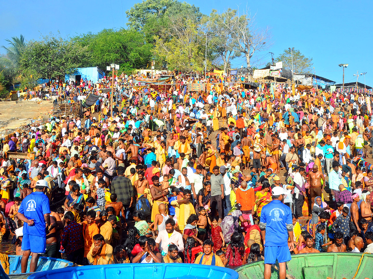 Maha Shivaratri Celebrations at Srisailam Photos - Sakshi25