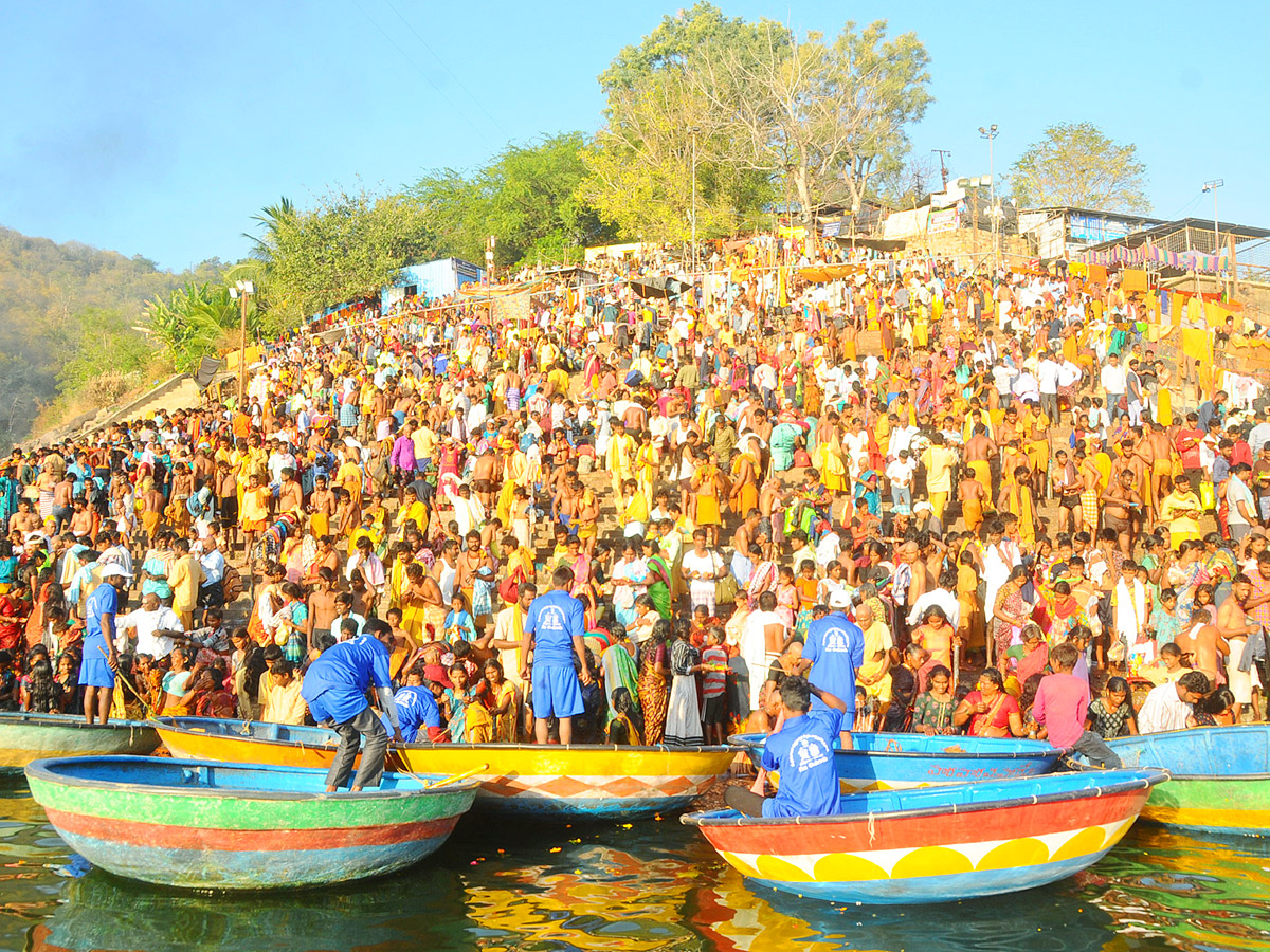 Maha Shivaratri Celebrations at Srisailam Photos - Sakshi29