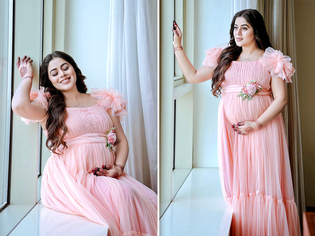 Actress Poorna Baby Bump Photoshoot - Sakshi1