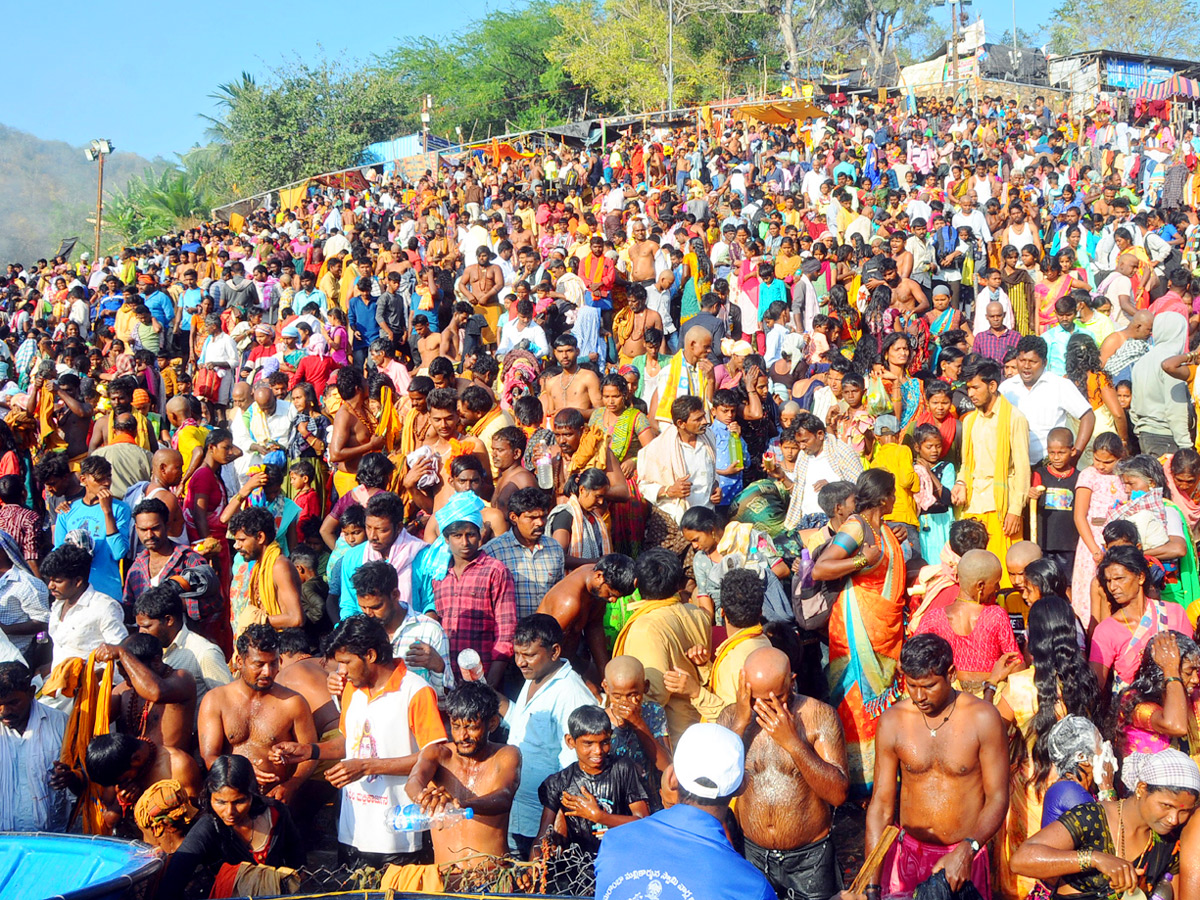 Shivaratri celebrations In Srisailam Photo Gallery - Sakshi15