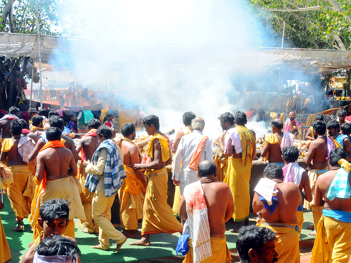 Shivaratri celebrations In Srisailam Photo Gallery - Sakshi3