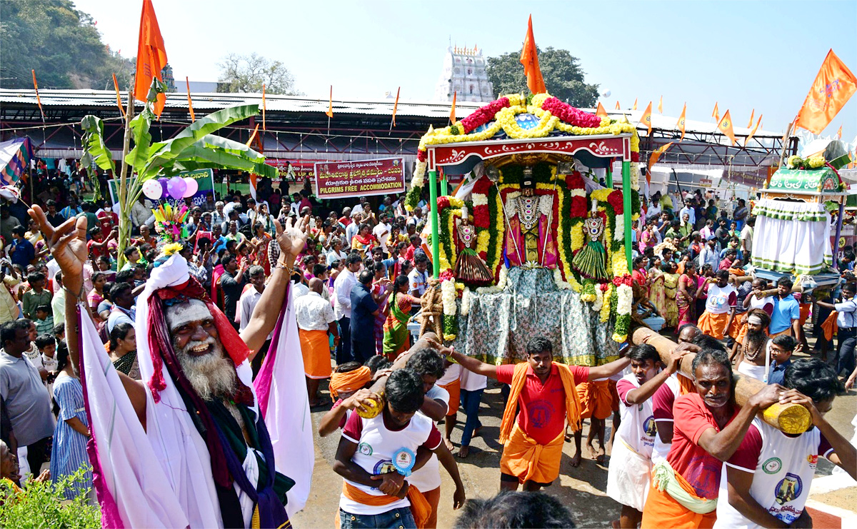 Maha Shivaratri Brahmotsavalu in Srikalahasti  - Sakshi12