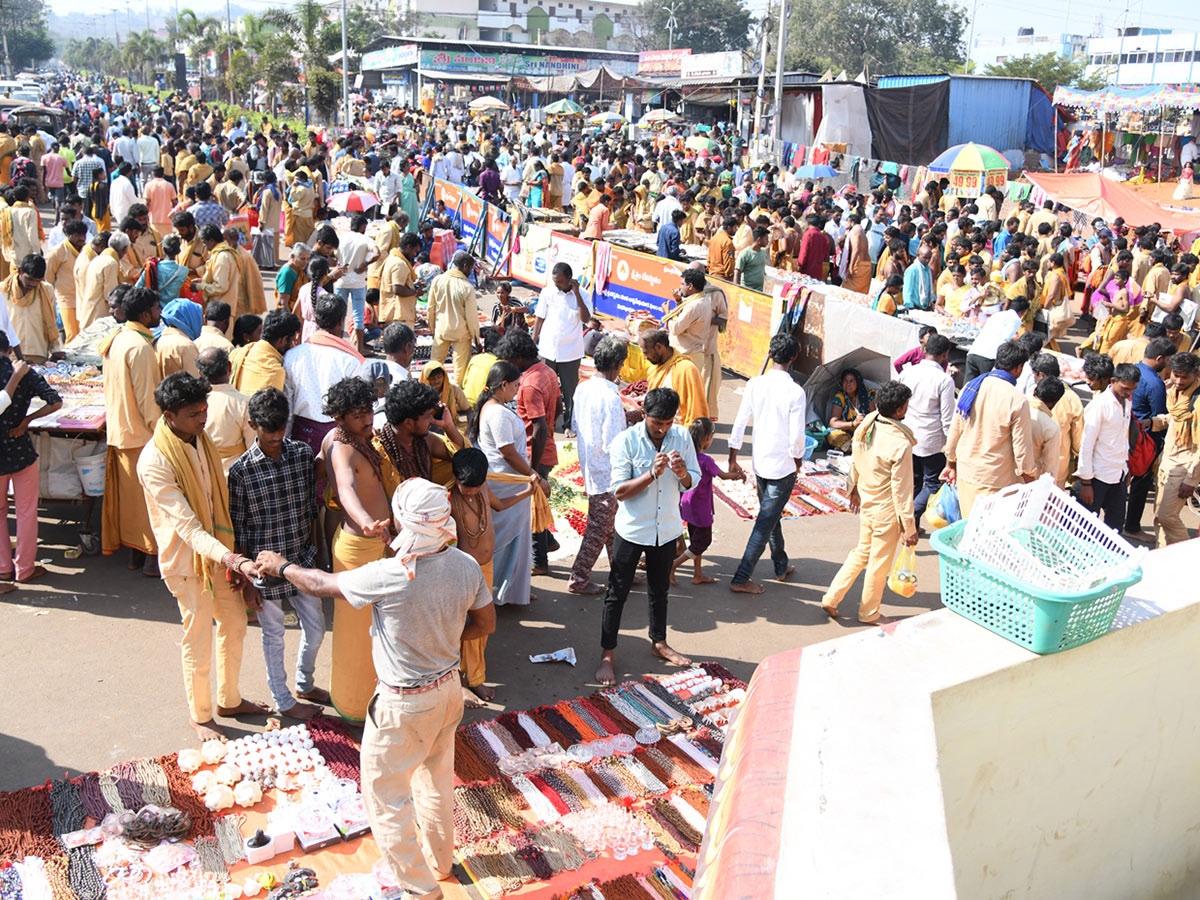 Mahashivratri 2023 Celebrations Telugu states - Sakshi22