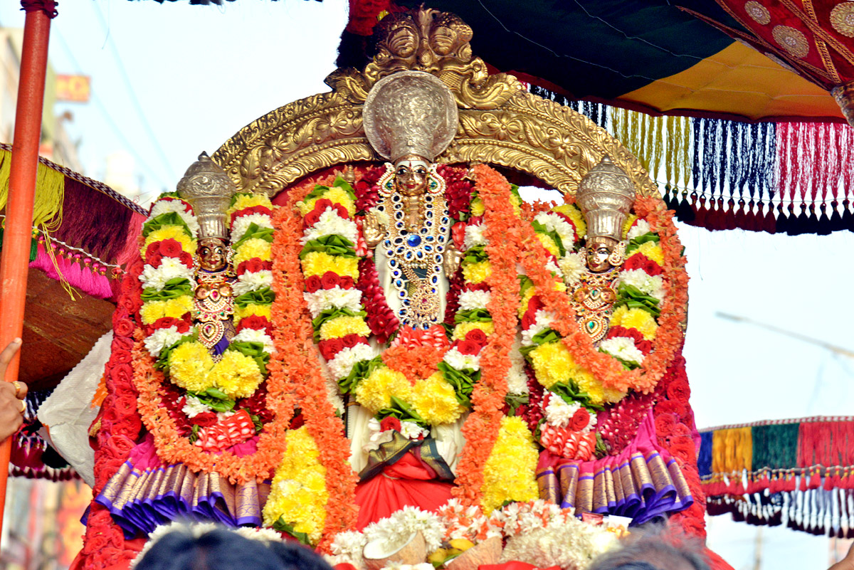 Vijayawada One Town Radhotsavam - Sakshi2