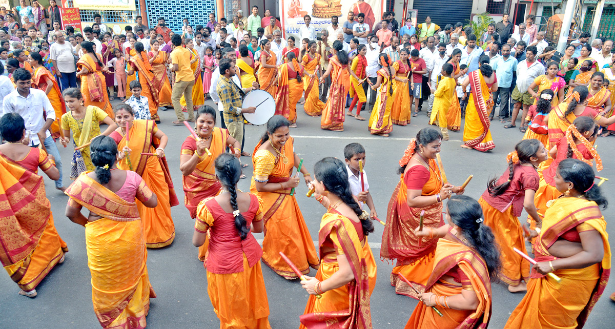 Vijayawada One Town Radhotsavam - Sakshi7