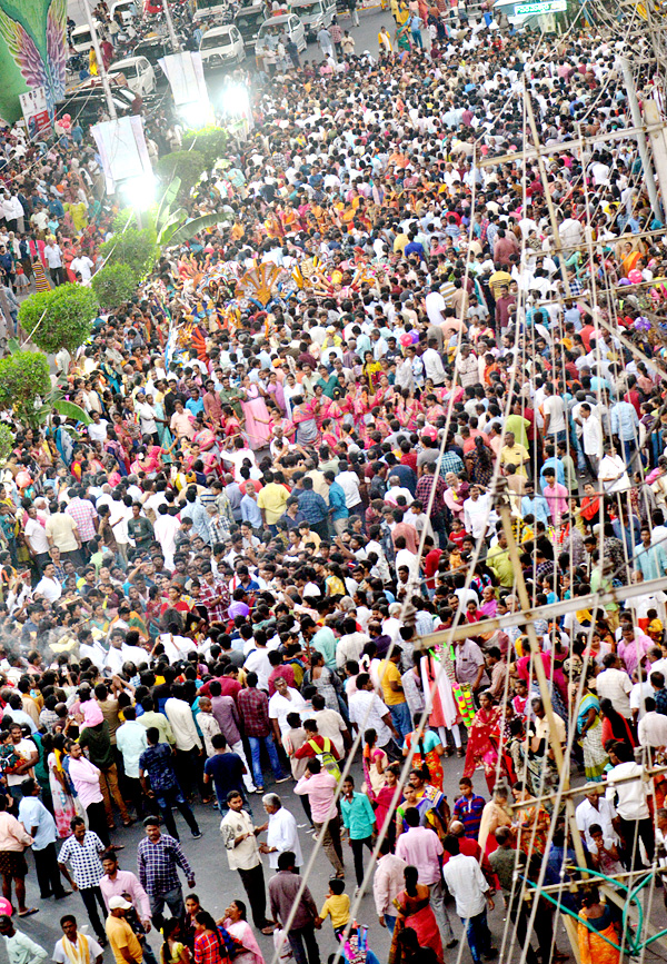 Vijayawada One Town Radhotsavam - Sakshi24