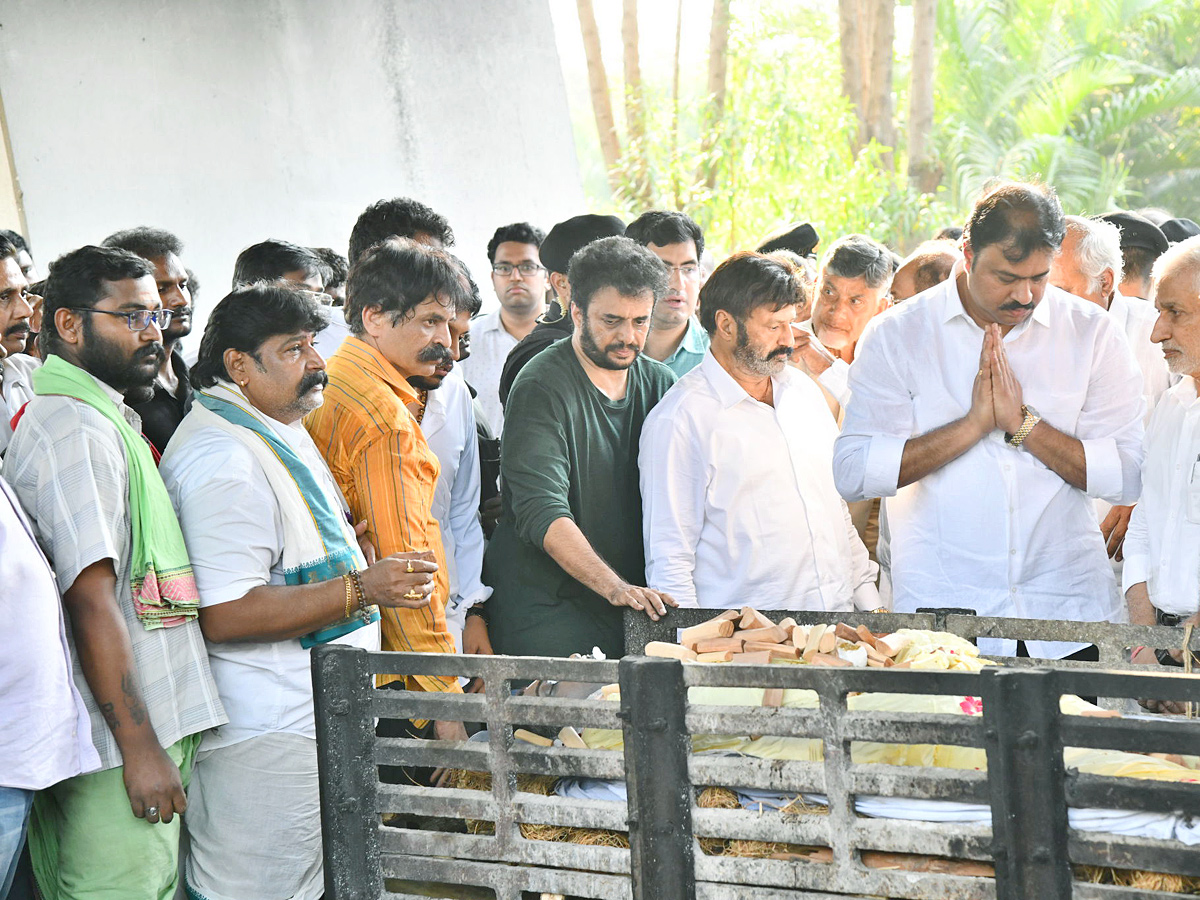  Taraka Ratna Funeral Photos - Sakshi23