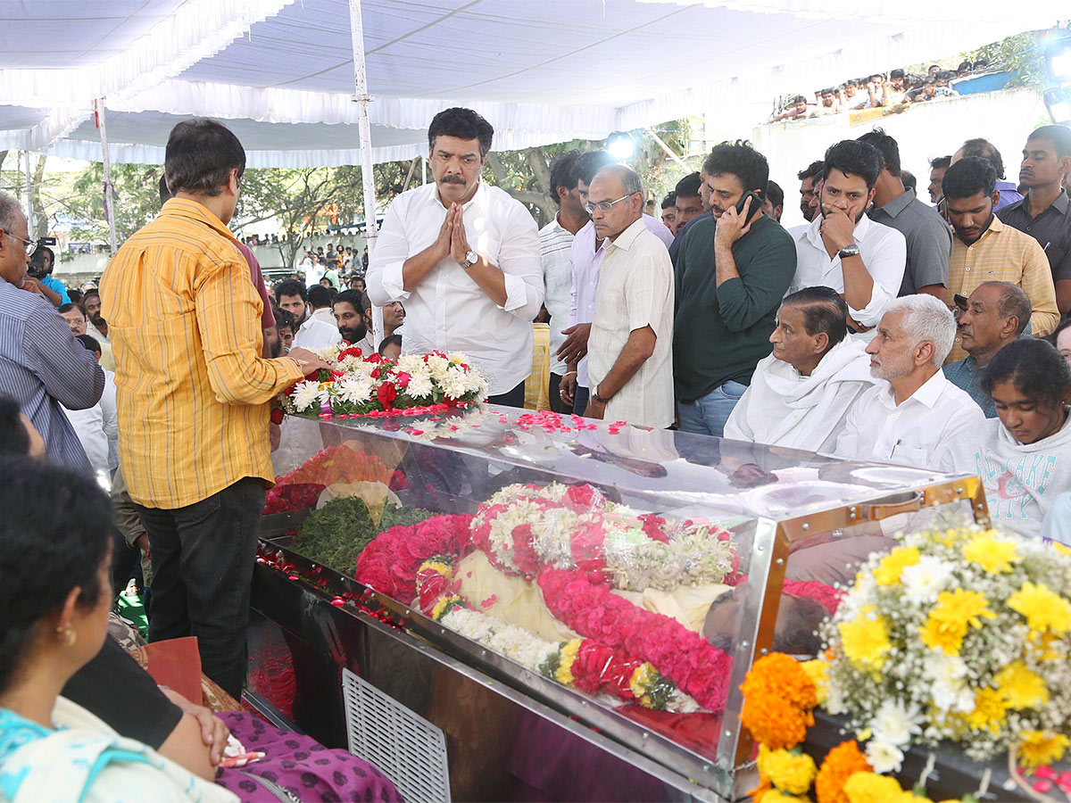 Family Members Final Respect to Nandamuri TarakaRathna FilmChamber - Sakshi15