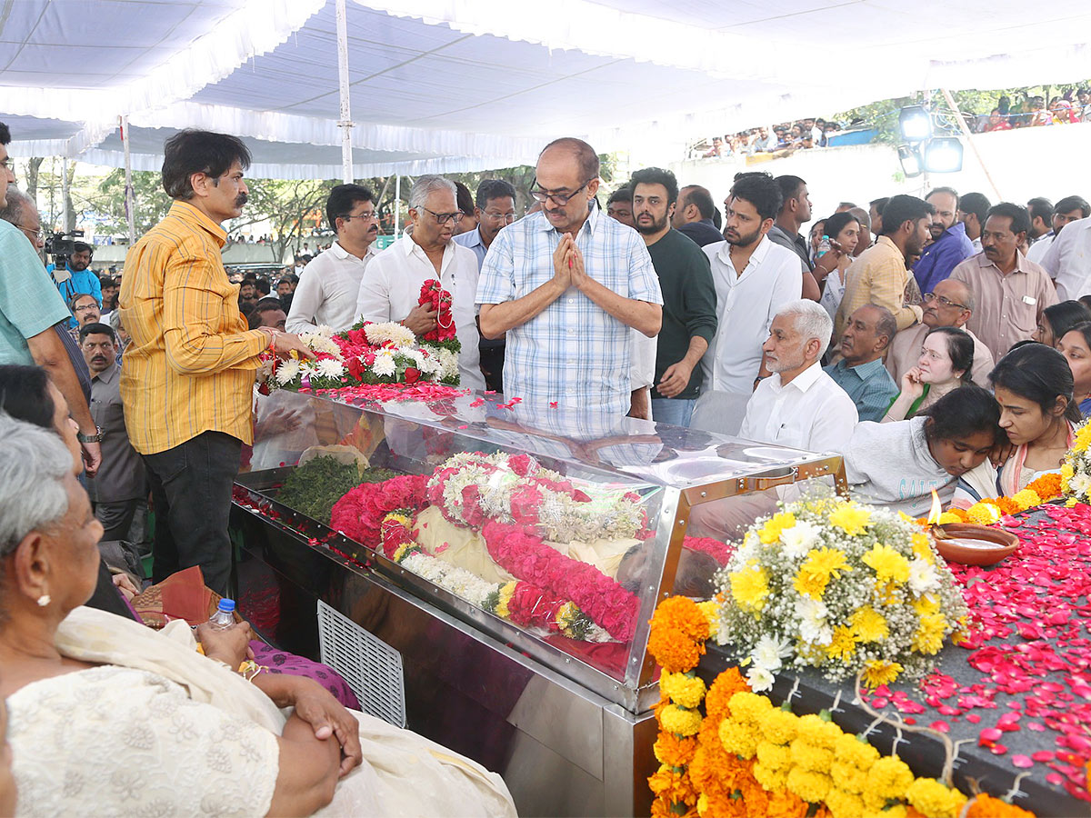 Family Members Final Respect to Nandamuri TarakaRathna FilmChamber - Sakshi20