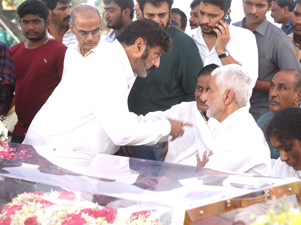 Family Members Final Respect to Nandamuri TarakaRathna FilmChamber - Sakshi3