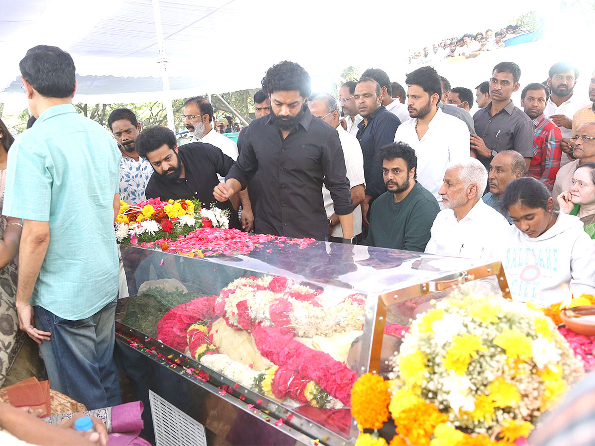 Family Members Final Respect to Nandamuri TarakaRathna FilmChamber - Sakshi32