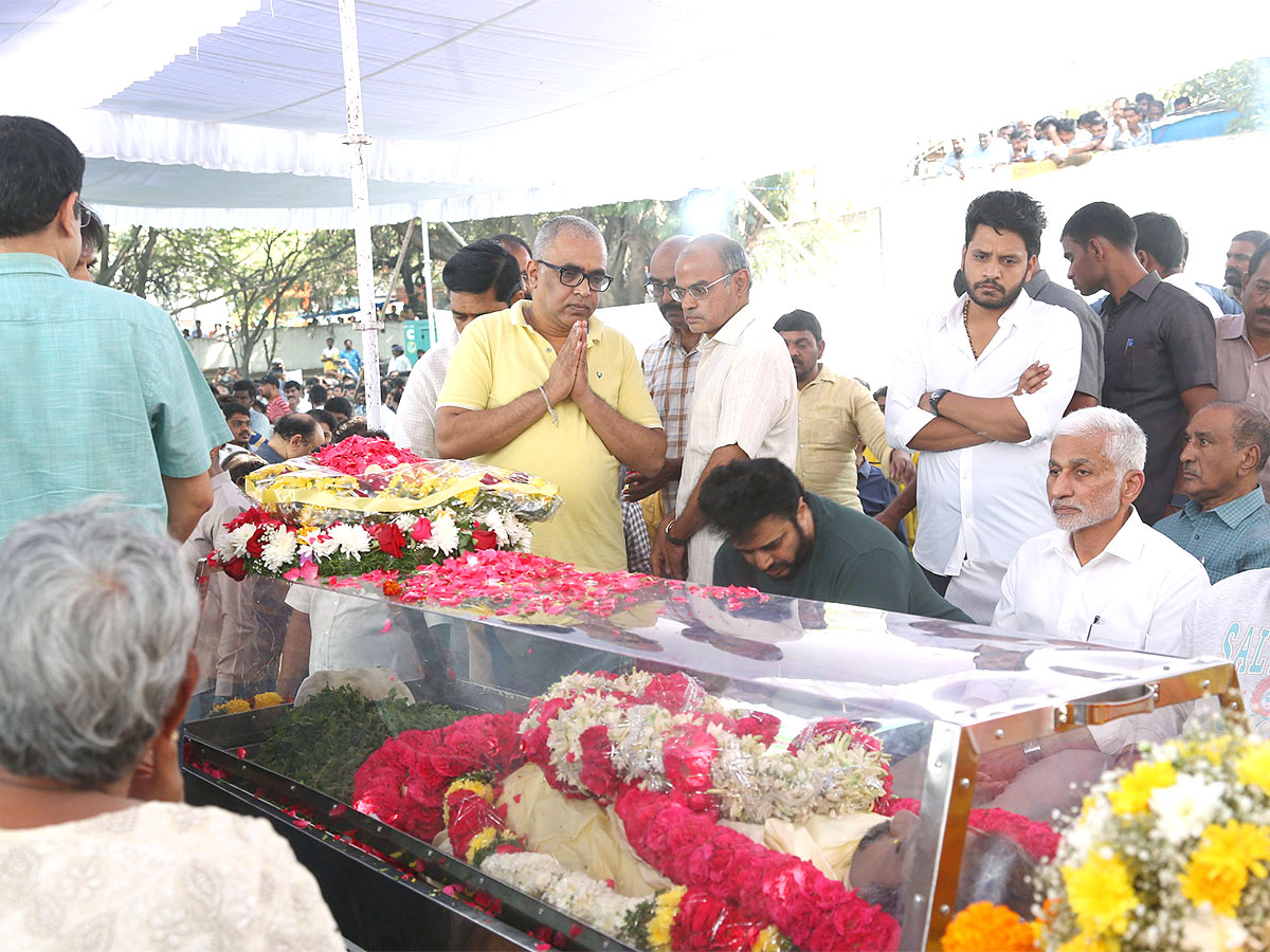 Family Members Final Respect to Nandamuri TarakaRathna FilmChamber - Sakshi33