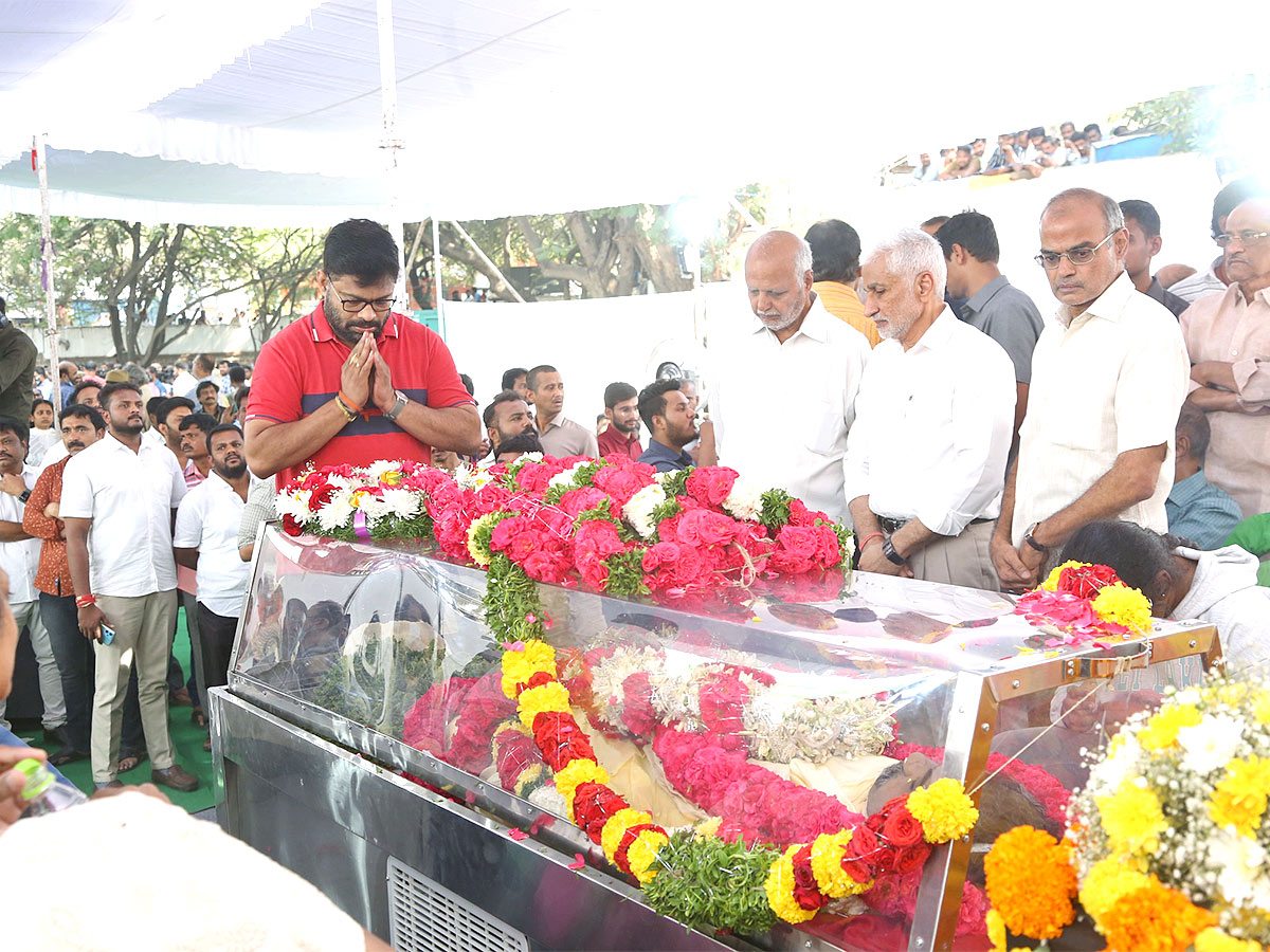 Family Members Final Respect to Nandamuri TarakaRathna FilmChamber - Sakshi48