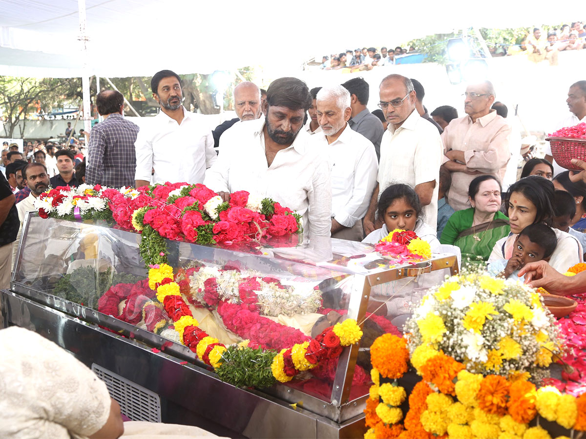 Family Members Final Respect to Nandamuri TarakaRathna FilmChamber - Sakshi50