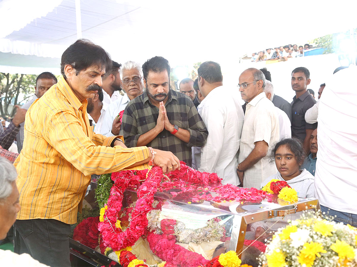 Family Members Final Respect to Nandamuri TarakaRathna FilmChamber - Sakshi52