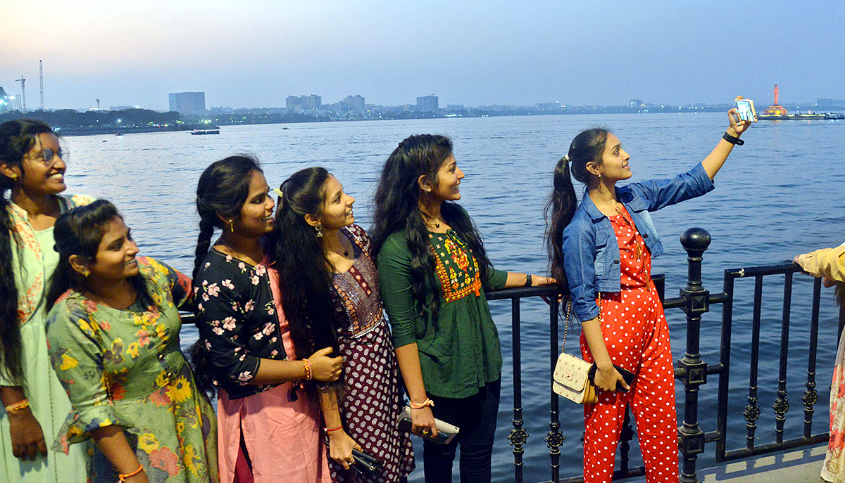 Hyderabad Sunday Funday is back at Tank Bund - Sakshi20