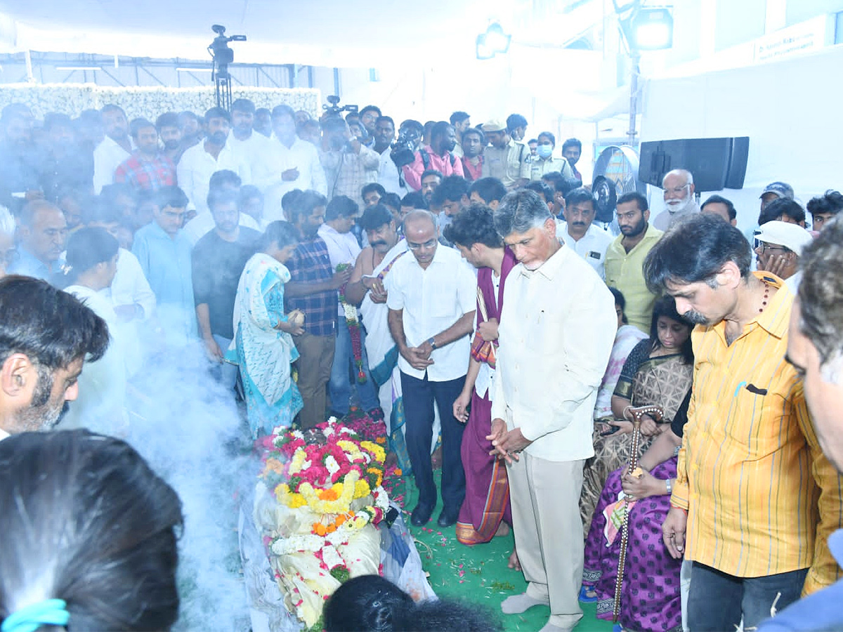  Taraka Ratna Funeral Photos - Sakshi3