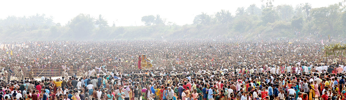 Srimukhalingam Temple in Srikakulam District - Sakshi3