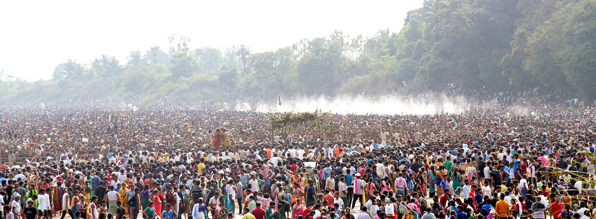 Srimukhalingam Temple in Srikakulam District - Sakshi4