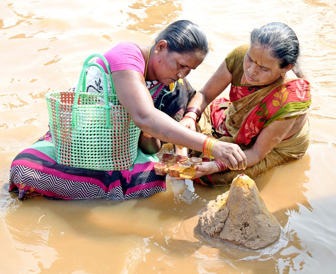 Srimukhalingam Temple in Srikakulam District - Sakshi15