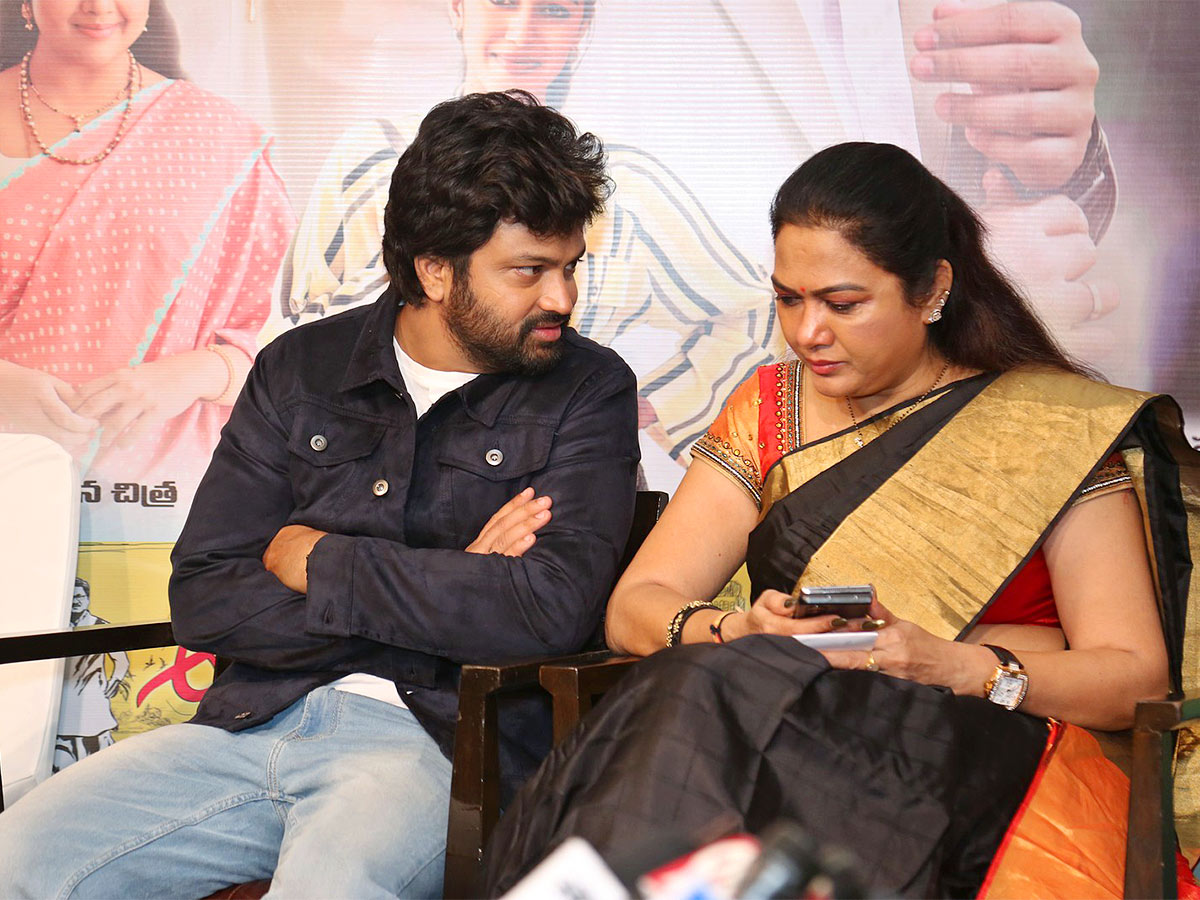 Organic Mama Hybrid Alludu Movie Press Meet Pics - Sakshi21