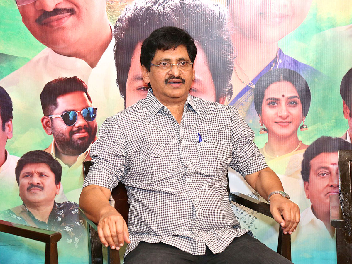 Organic Mama Hybrid Alludu Movie Press Meet Pics - Sakshi5