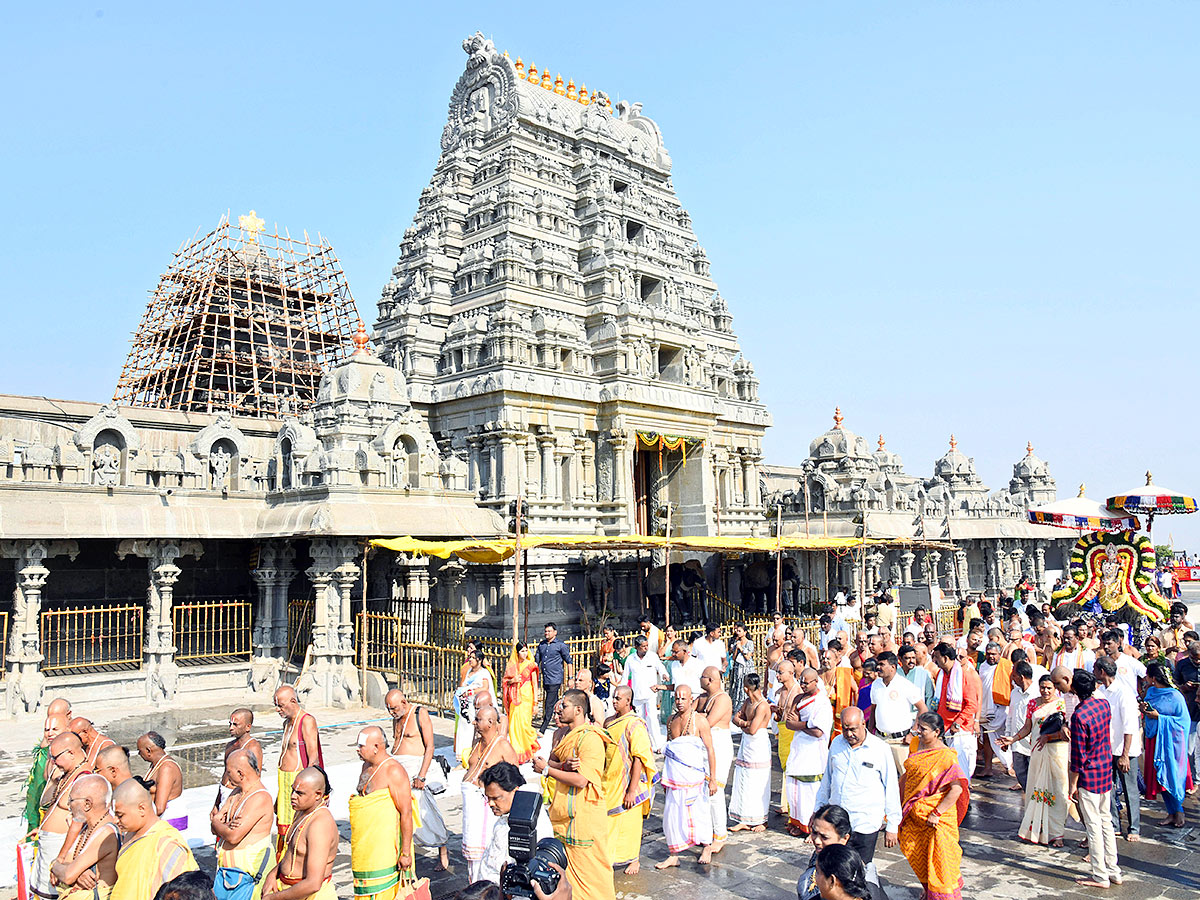 Yadadri Brahmotsavams 2023 Photos - Sakshi7