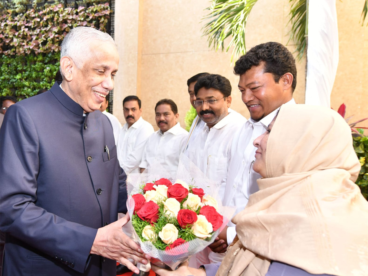 Justice Abdul Nazeer takes oath as Andhra Pradesh Governor Photos - Sakshi13