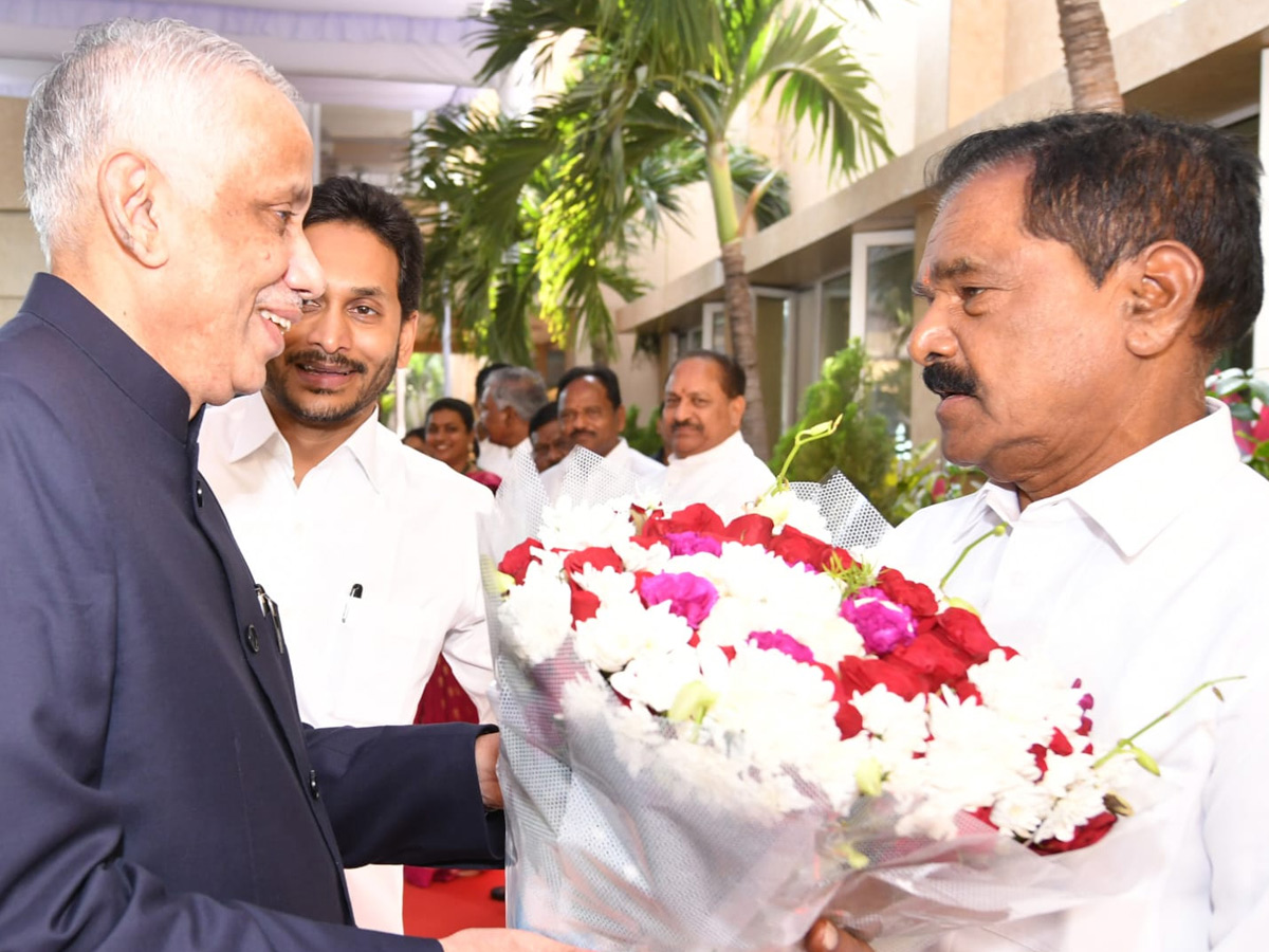 Justice Abdul Nazeer takes oath as Andhra Pradesh Governor Photos - Sakshi23