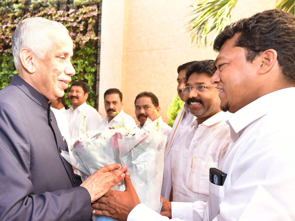 Justice Abdul Nazeer takes oath as Andhra Pradesh Governor Photos - Sakshi14