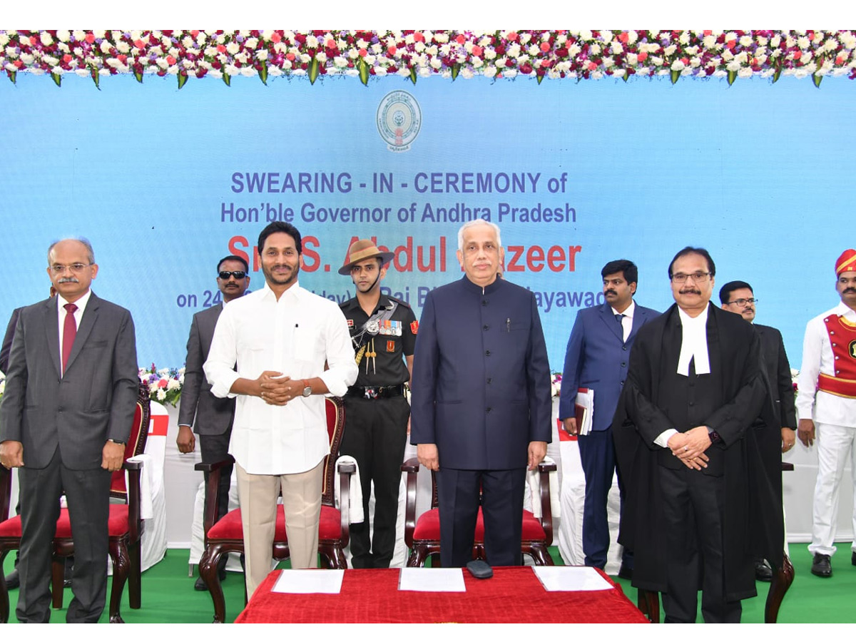 Justice Abdul Nazeer takes oath as Andhra Pradesh Governor Photos - Sakshi3