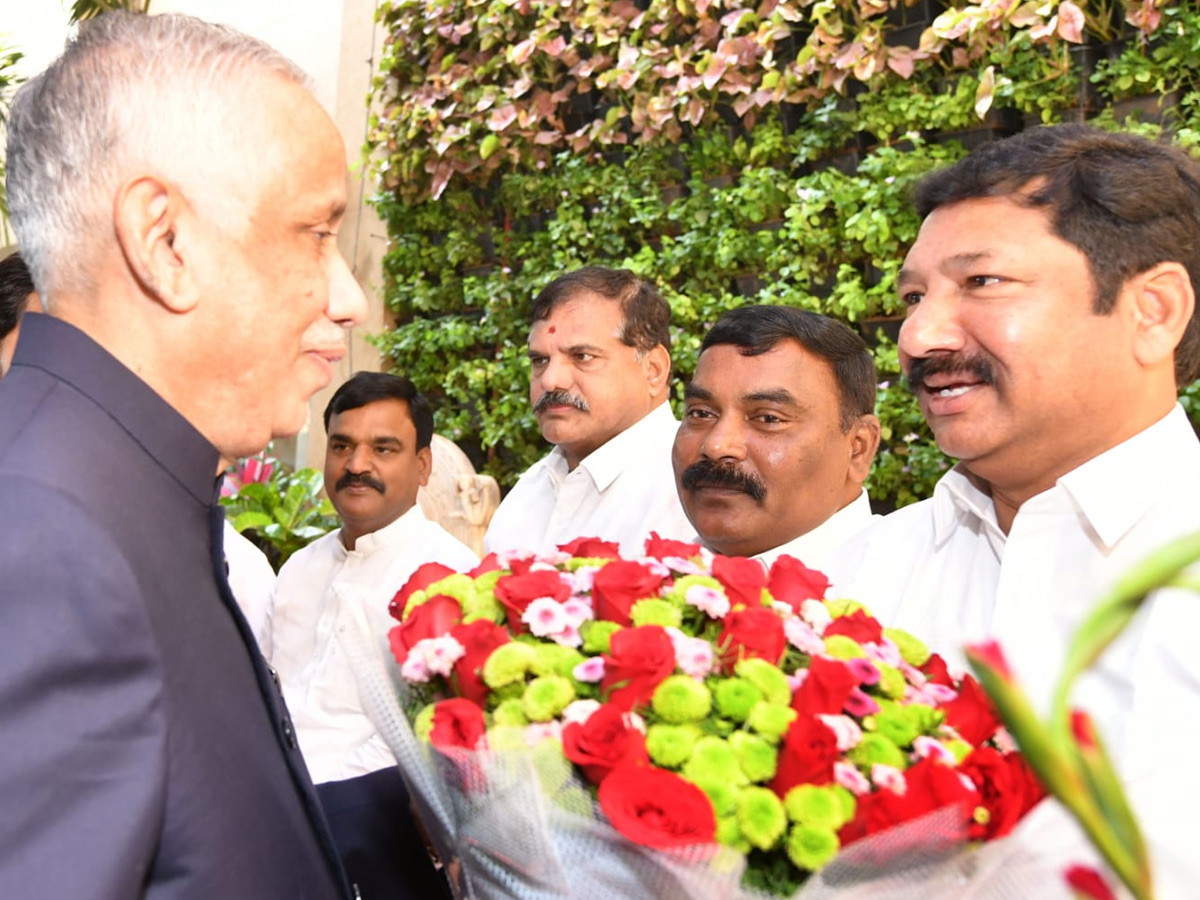 Justice Abdul Nazeer takes oath as Andhra Pradesh Governor Photos - Sakshi19