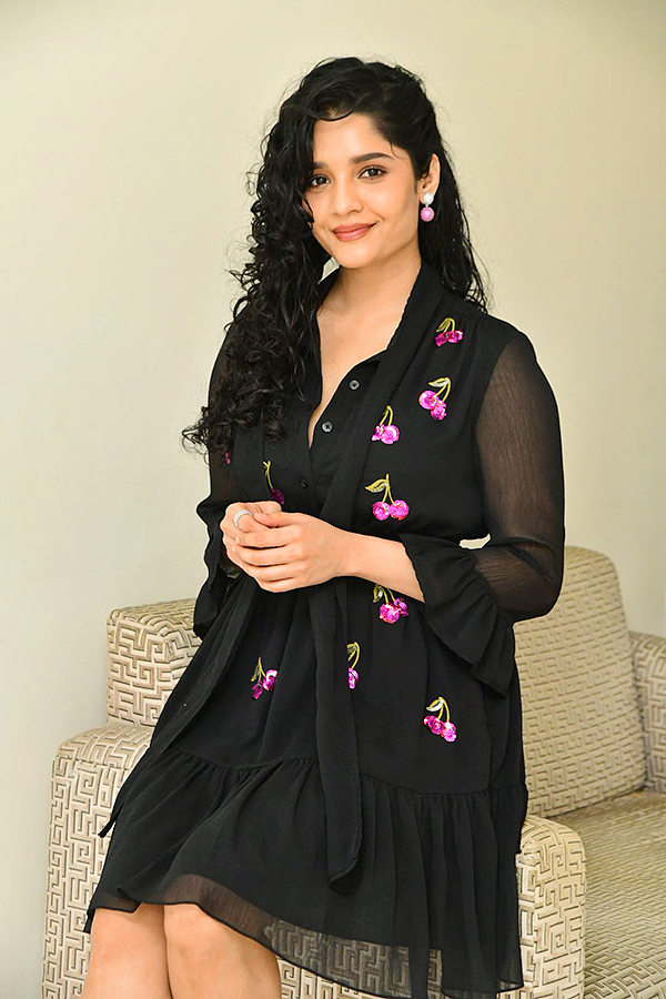 Ritika Singh Latest Pictures - Sakshi27