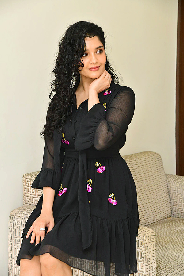 Ritika Singh Latest Pictures - Sakshi32