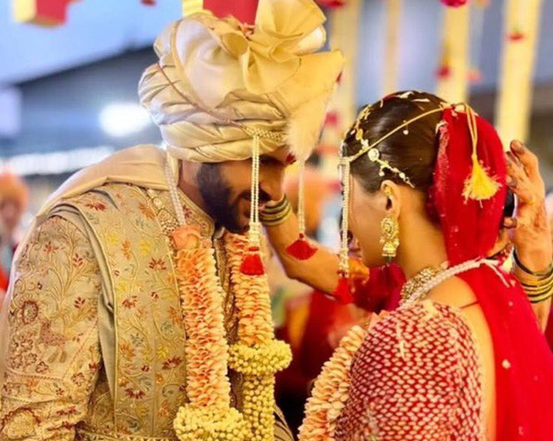 Indian cricketer Shardul Thakur marries Mittali Parulkar - Sakshi5