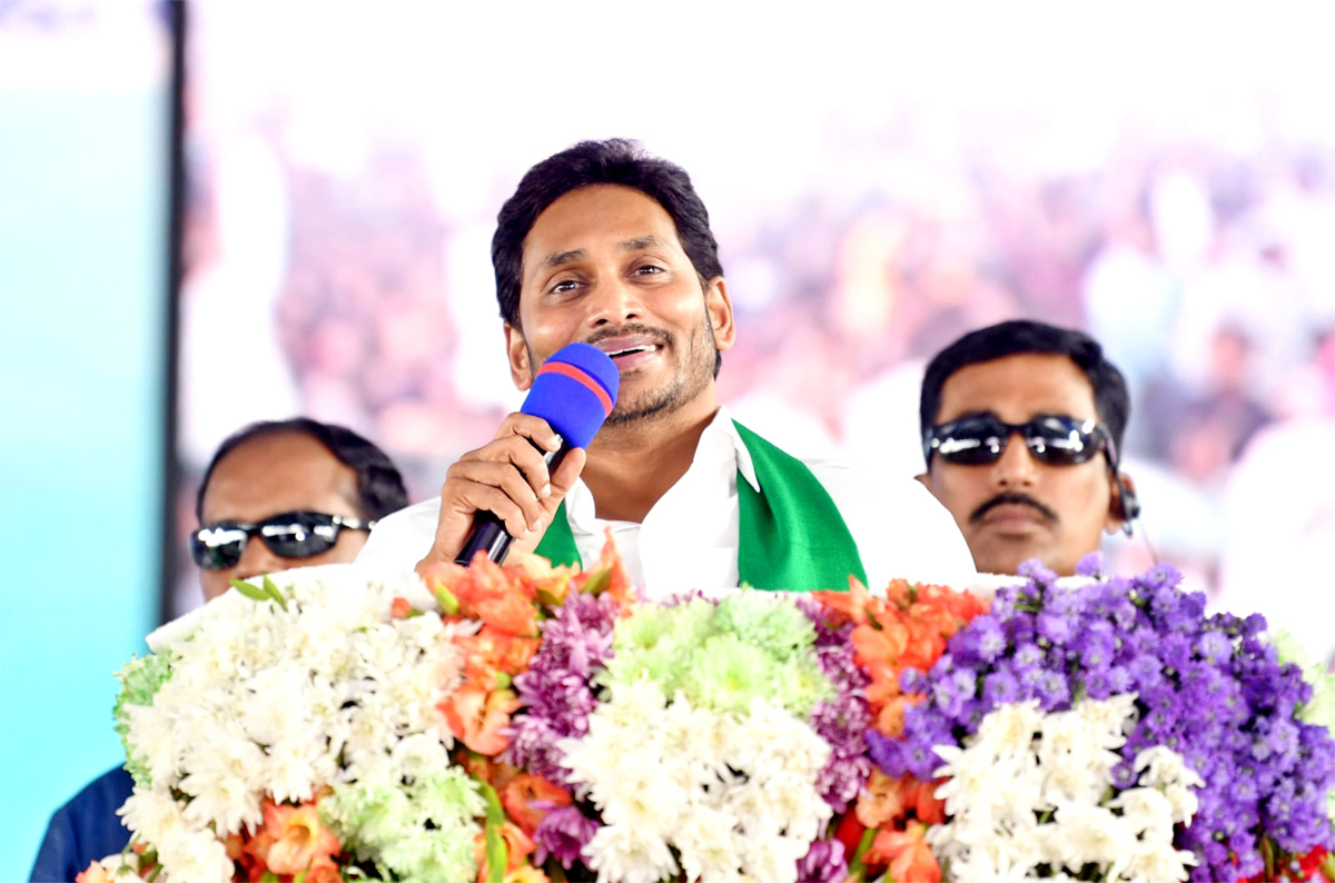 CM YS Jagan Tenali Tour Guntur District - Sakshi8