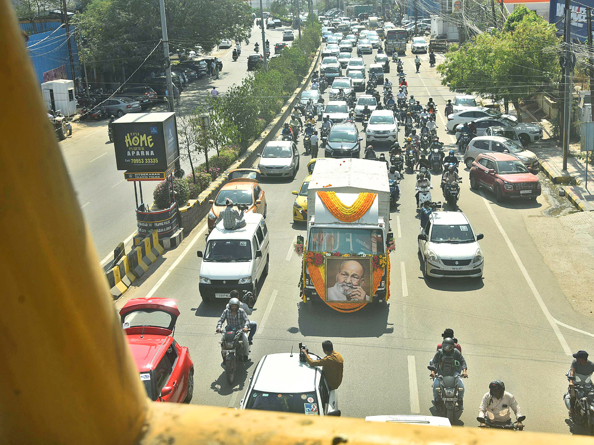 K Viswanath Funeral At Hyderabad Photo - Sakshi3