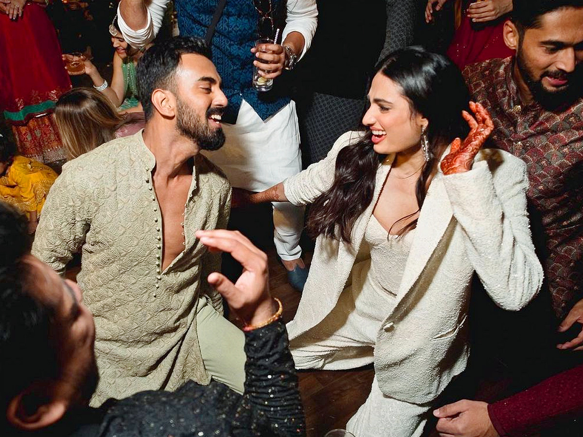 Athiya Shetty and KL Rahul share snapshots from their Haldi and Sangeet ceremonies Photos - Sakshi3