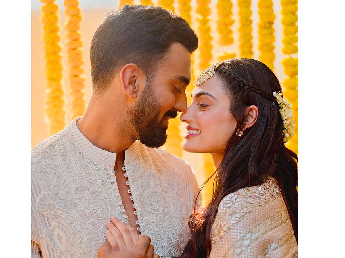 Athiya Shetty and KL Rahul share snapshots from their Haldi and Sangeet ceremonies Photos - Sakshi7