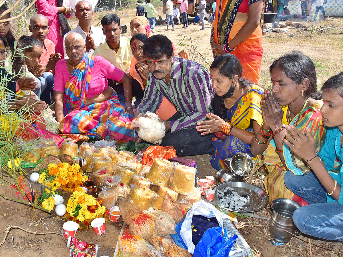 Medaram Sammakka Sarakka Chinna Jatara 2023 Photos - Sakshi21