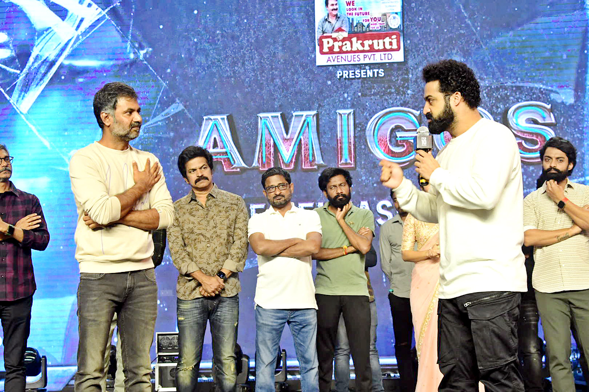 Amigos Pre Release Event Photos  - Sakshi27