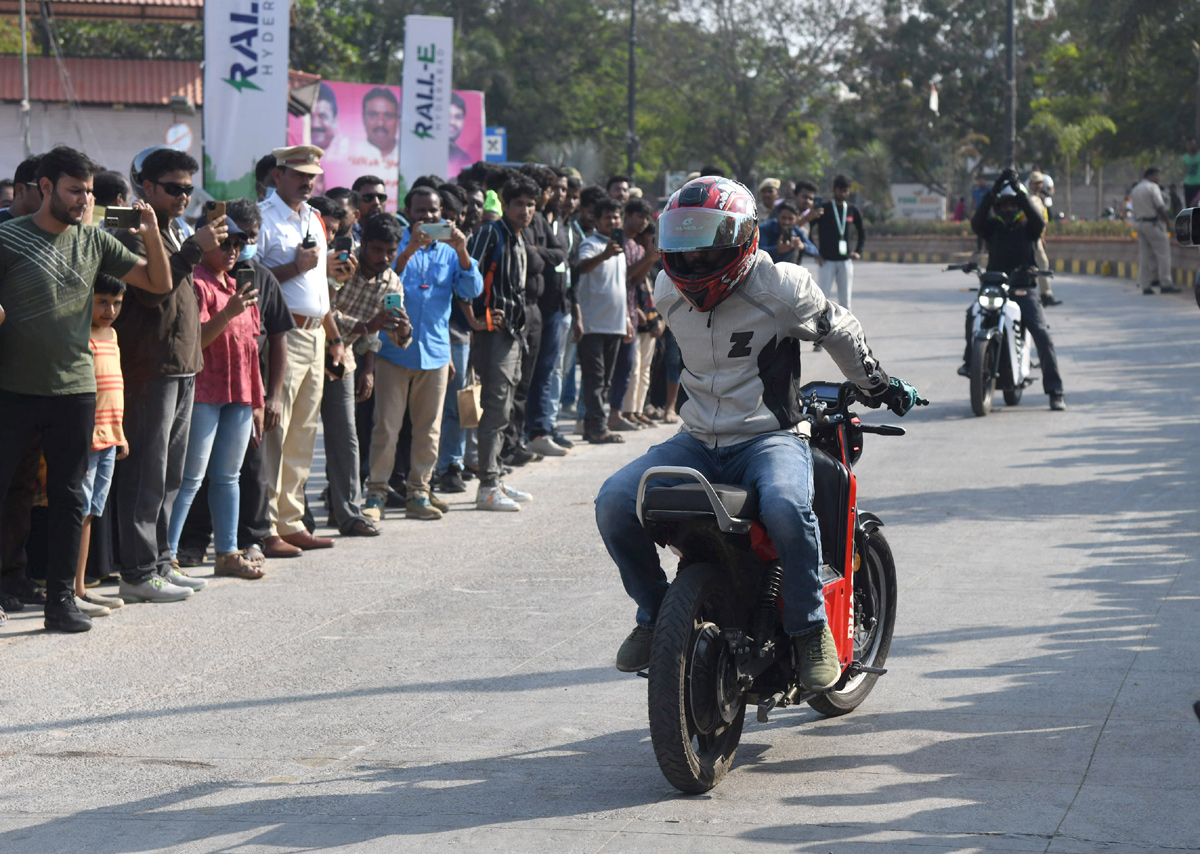 India largest EV rally flagged off in Hyderabad - Sakshi22