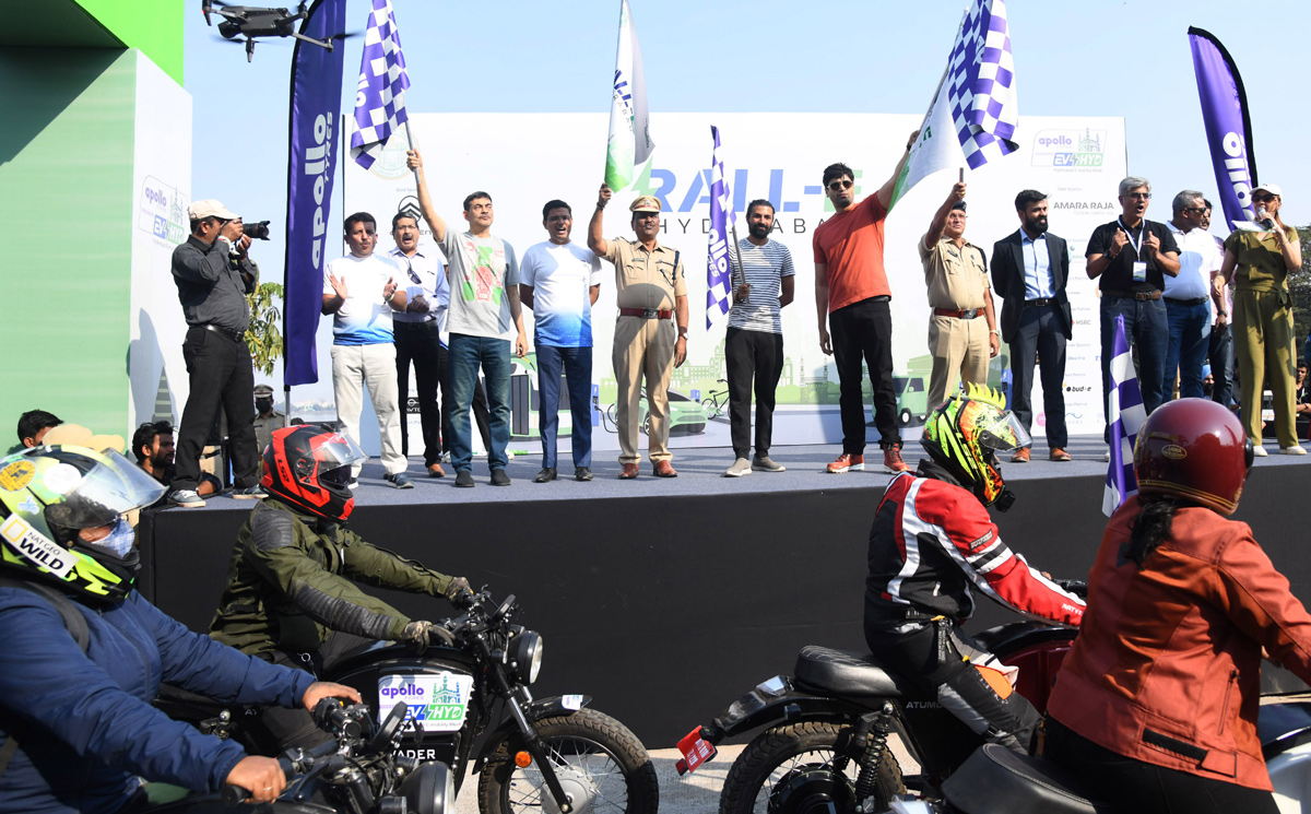 India largest EV rally flagged off in Hyderabad - Sakshi25