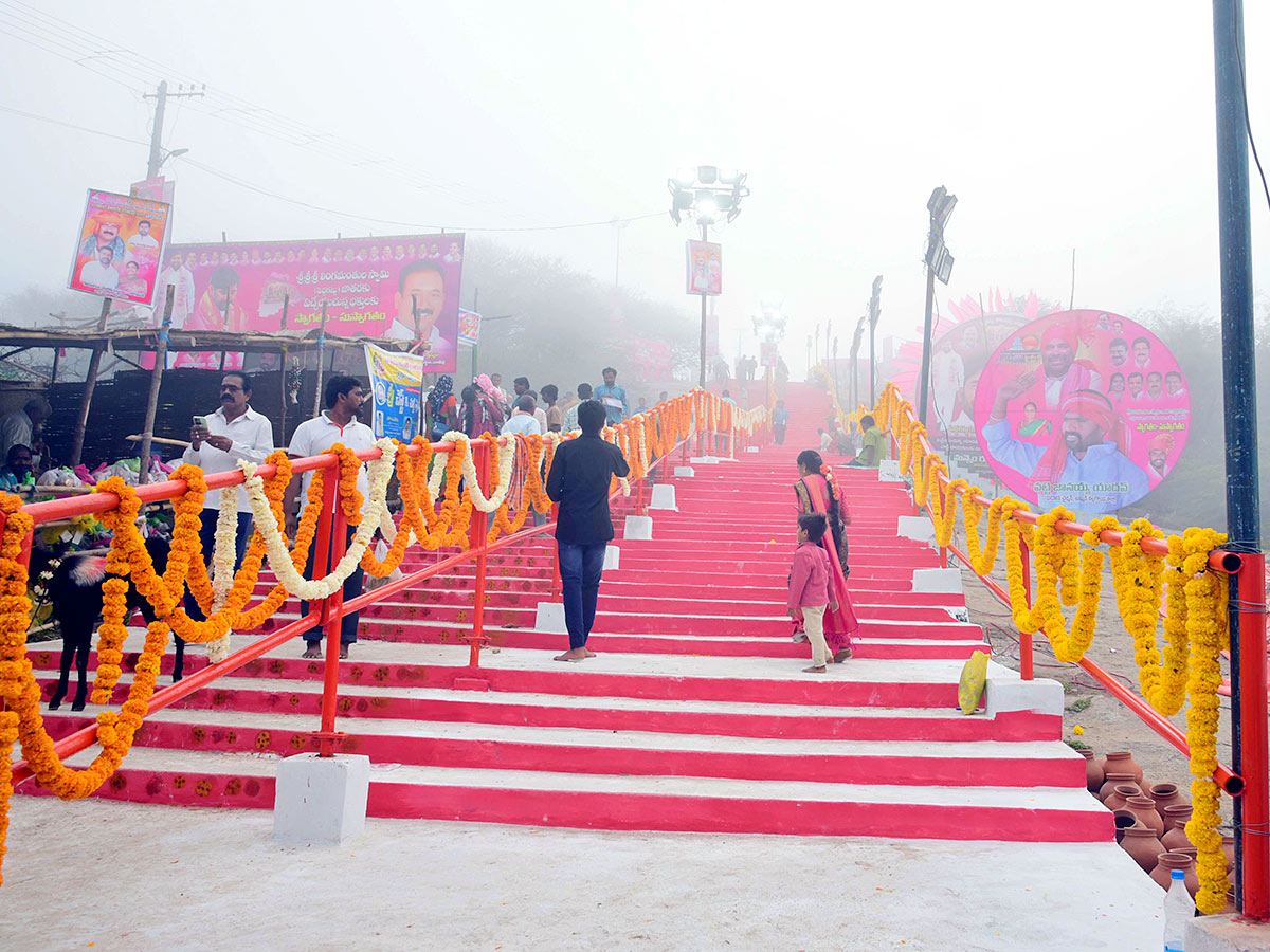 Peddagattu Jathara Durajpalli Photos - Sakshi10