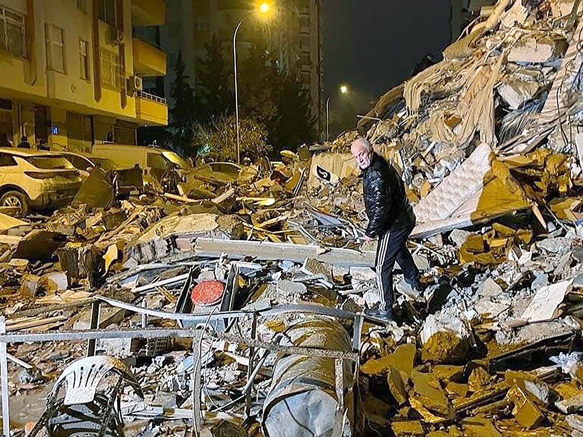 Powerful Earthquake Shakes Turkey Syria Photos - Sakshi12