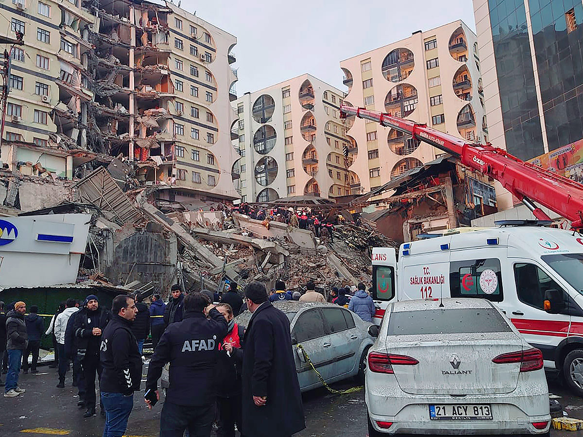 Powerful Earthquake Shakes Turkey Syria Photos - Sakshi8