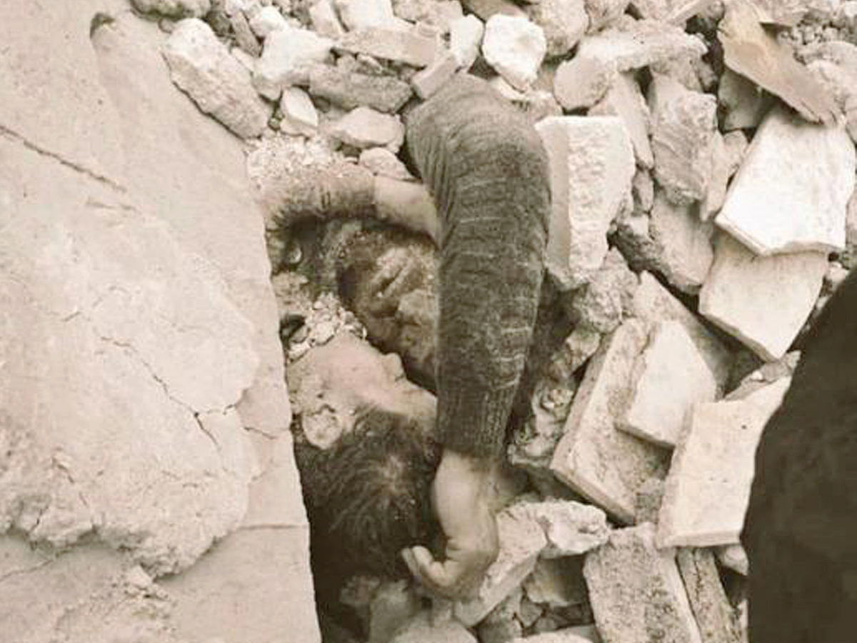 Turkey And Syria Earthquake Heart Touching Viral Photos - Sakshi8